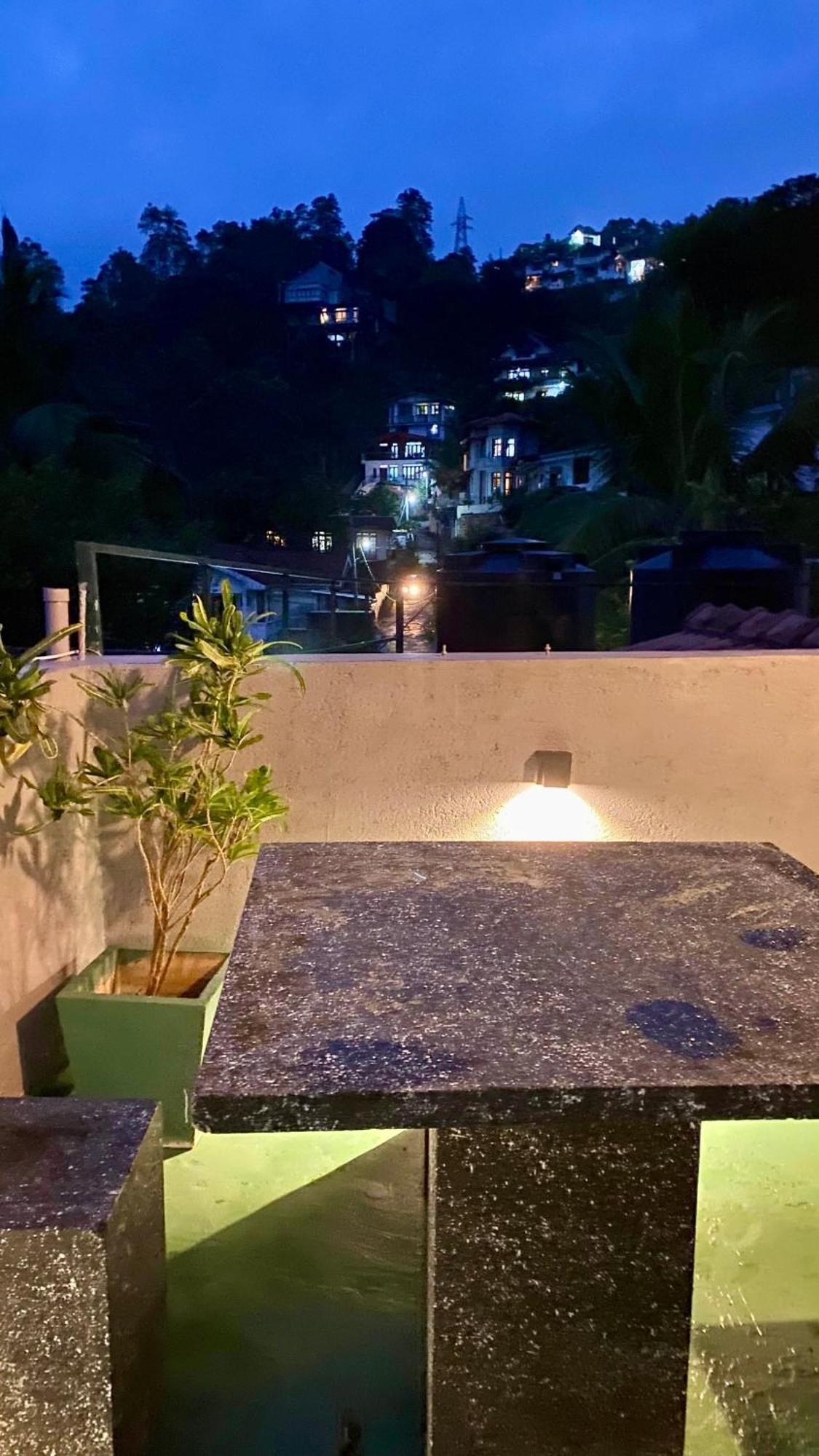Grand Resort Kandy Ngoại thất bức ảnh